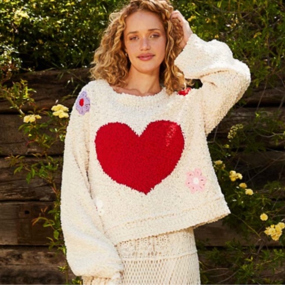 (31)❤️New POL Embroidered Heart Sweater, Balloon Sleeves❤️ - Picture 2 of 5